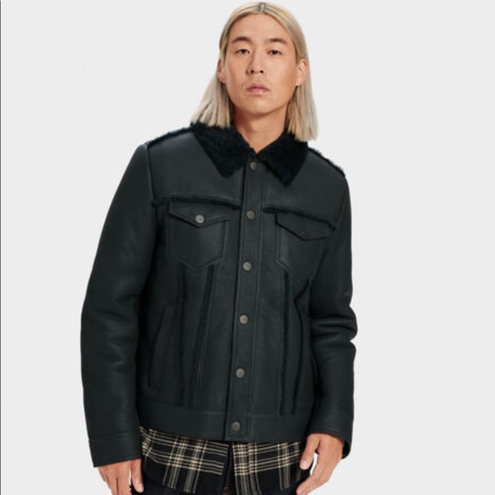 ✨Brand New Never Been Warn Men’s UGG Clint Shearling Trucker Jacket in Size (XL)